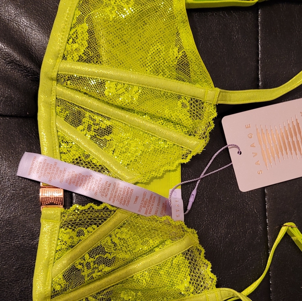 Savage Fenty Bralette - Picture 5 of 13
